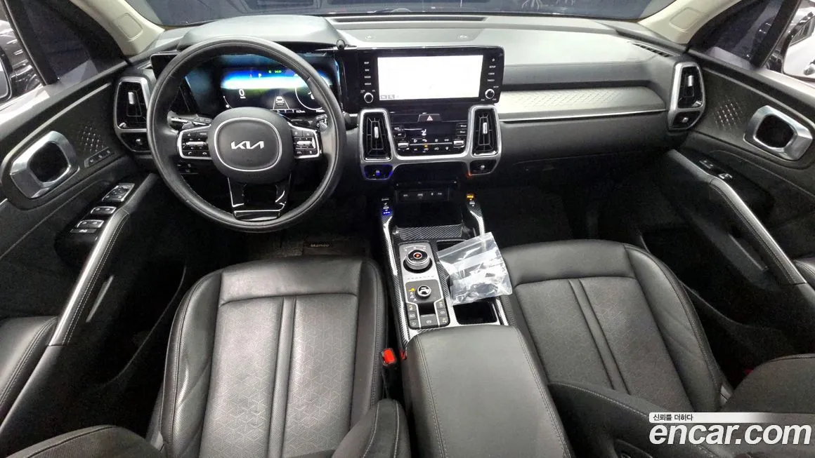 Kia Sorento — фото 7
