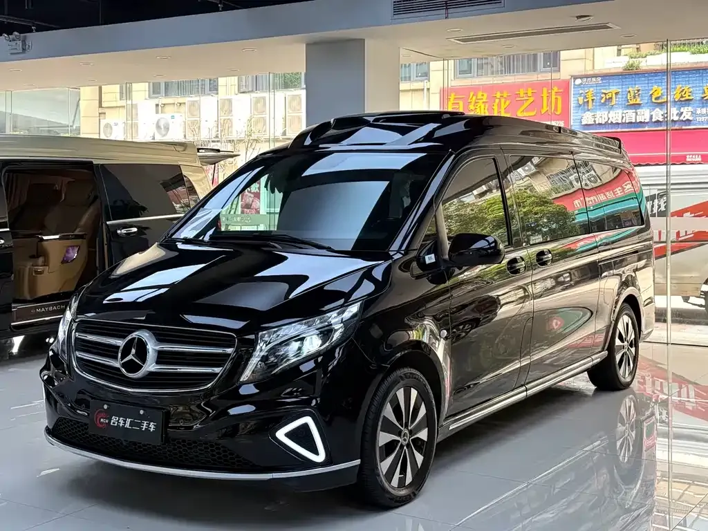 Mercedes-Benz Vito — фото 1