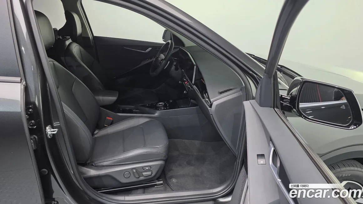 Kia Niro — фото 10