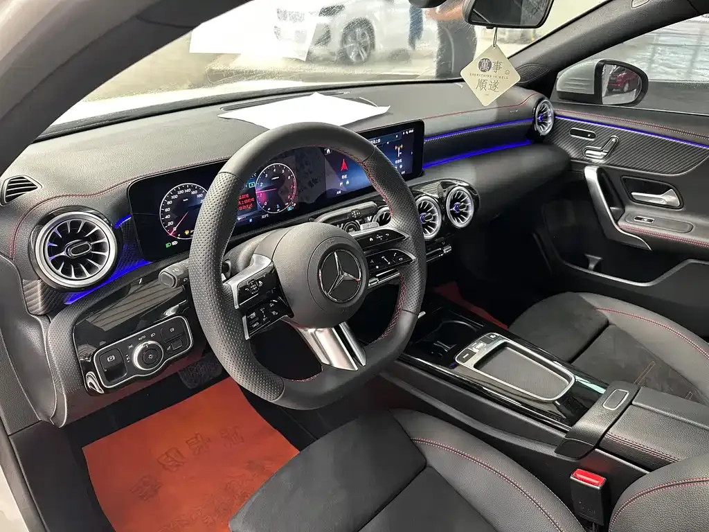 Mercedes-Benz A-Class — фото 5