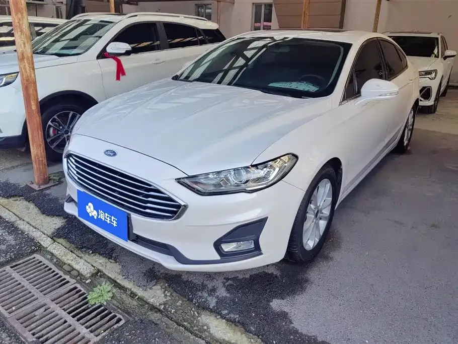 Ford Mondeo — фото 1