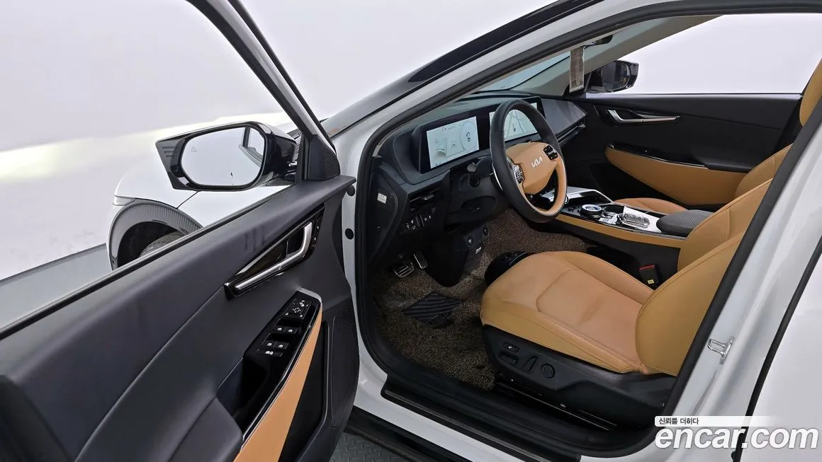 Kia EV6 — фото 10