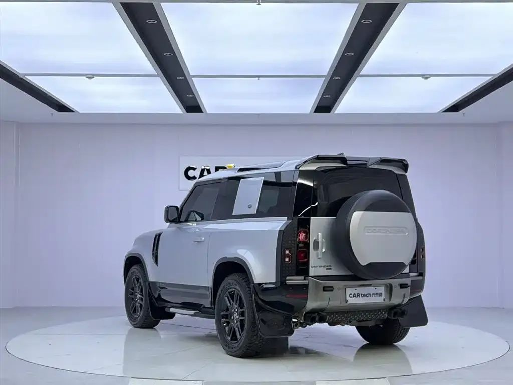 Land Rover Defender — фото 3