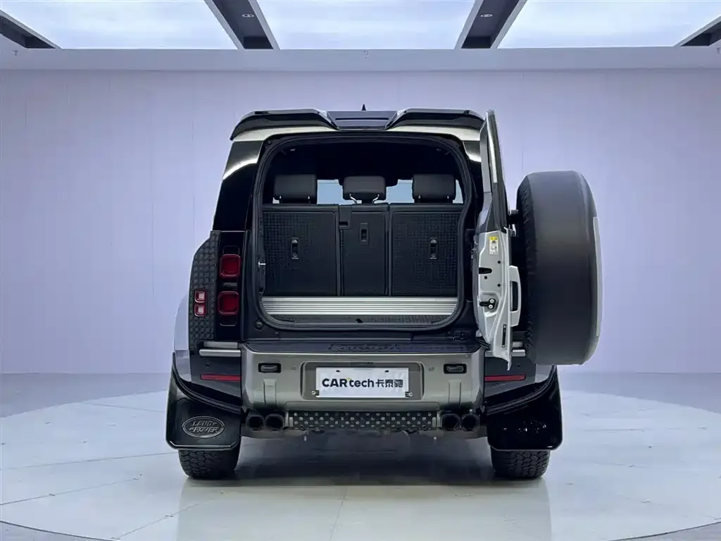 Land Rover Defender — фото 9