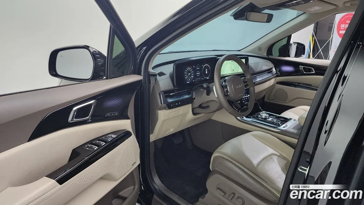 Kia Carnival — фото 10