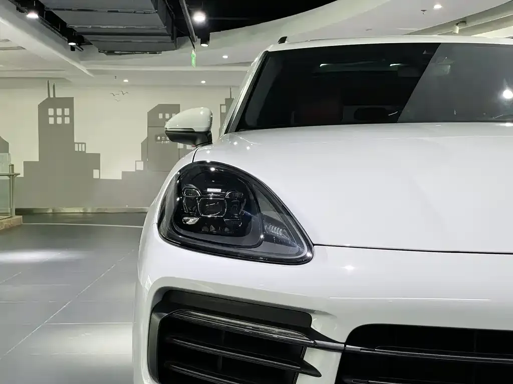 Porsche Cayenne Hybrid — фото 4