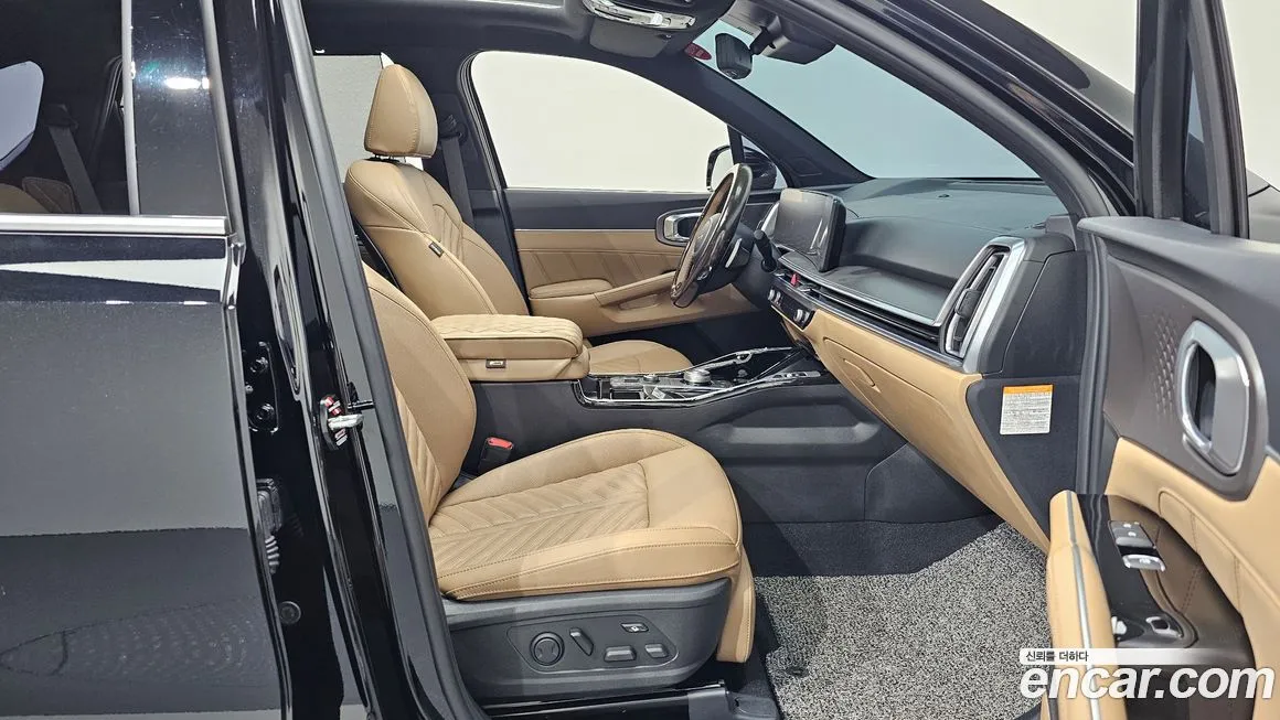 Kia Sorento — фото 10
