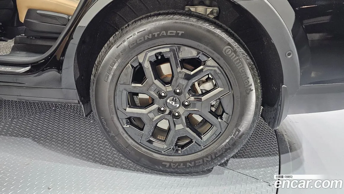 Kia Sorento — фото 5