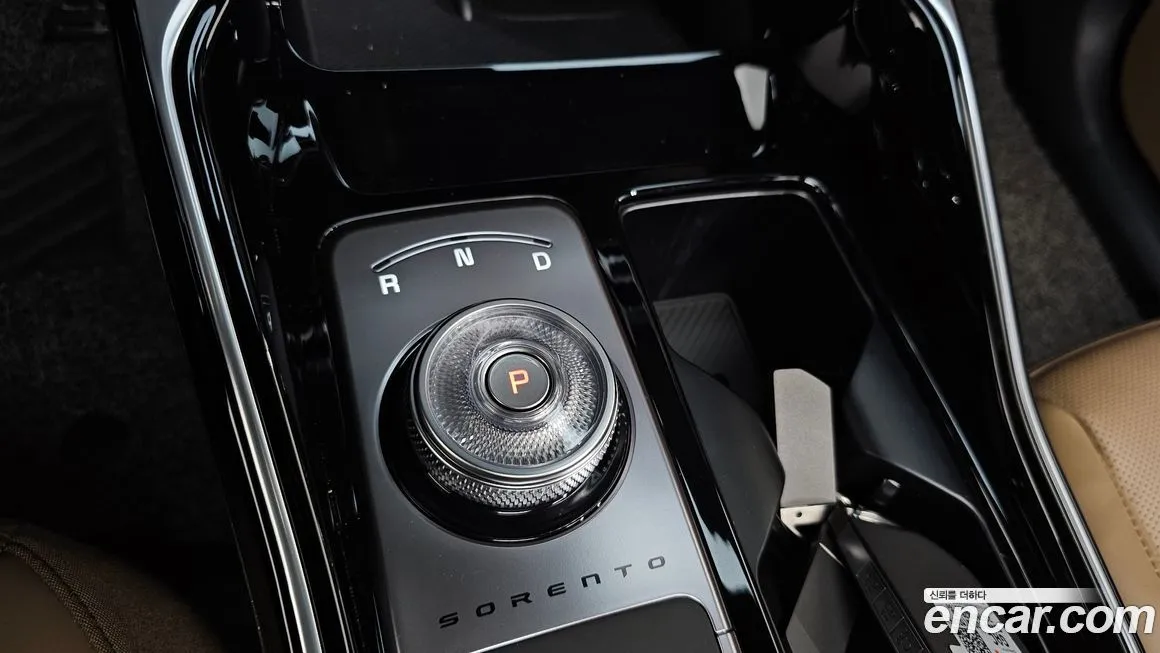 Kia Sorento — фото 9