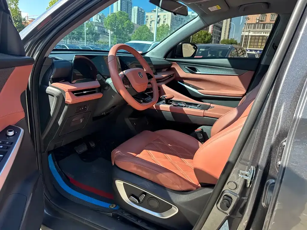 Changan CS75PLUS — фото 10