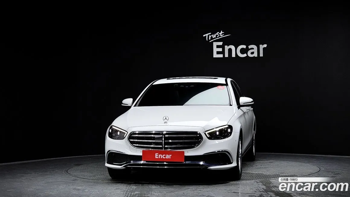 Mercedes-Benz E-Class — фото 3