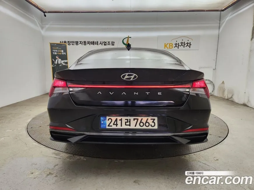 Hyundai AVANTE — фото 4