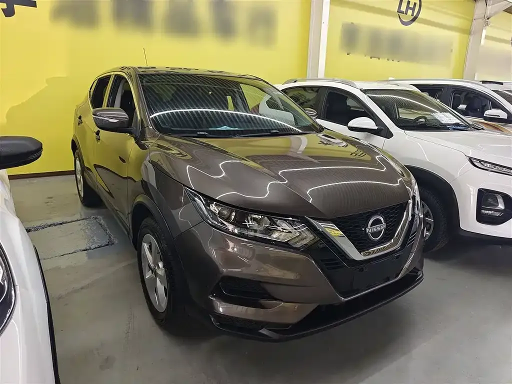 Nissan Qashqai — фото 10