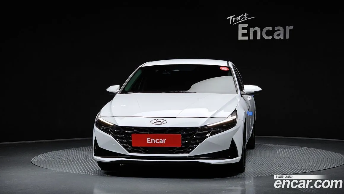Hyundai AVANTE — фото 3