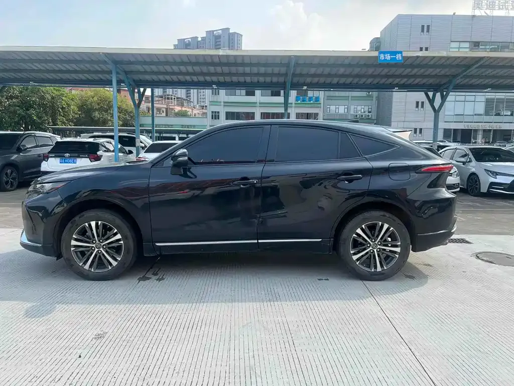 Toyota Venza — фото 5