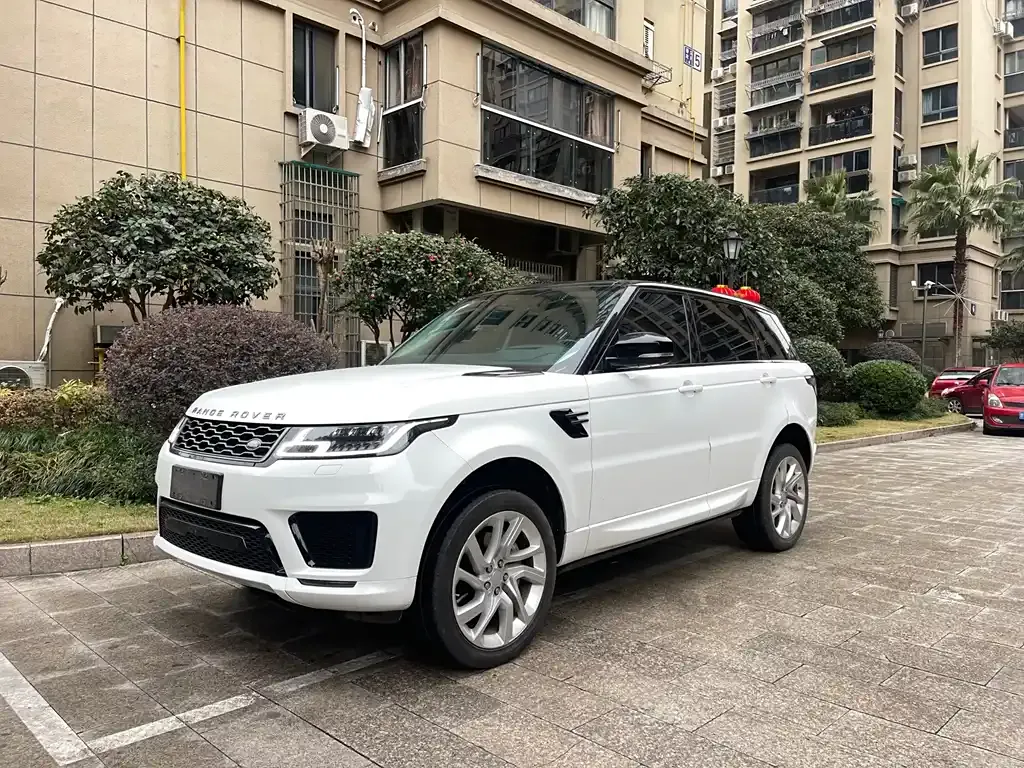 Land Rover Sport — фото 1