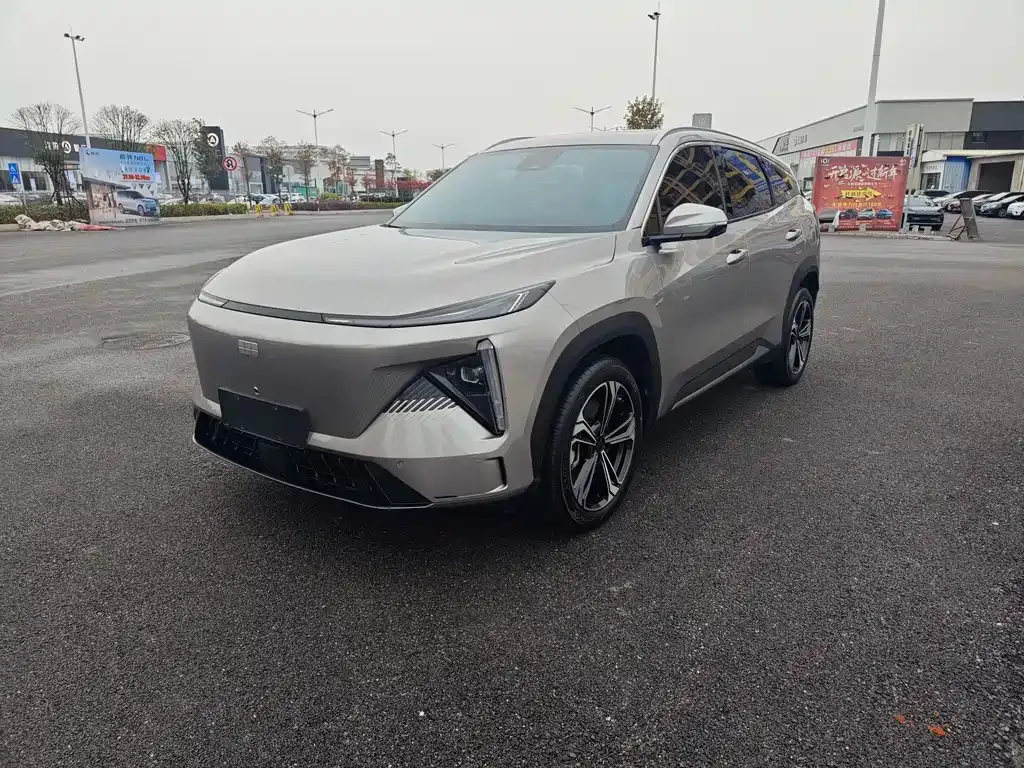 Geely Galaxy L7 — фото 1