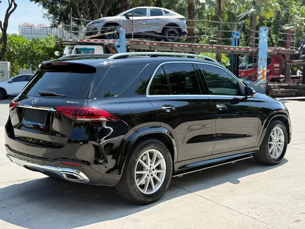 Mercedes-Benz GLE — фото 7