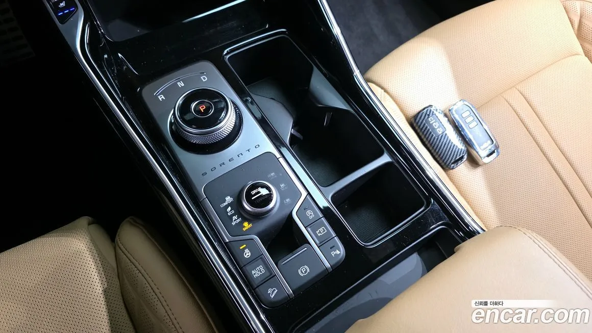 Kia Sorento — фото 9