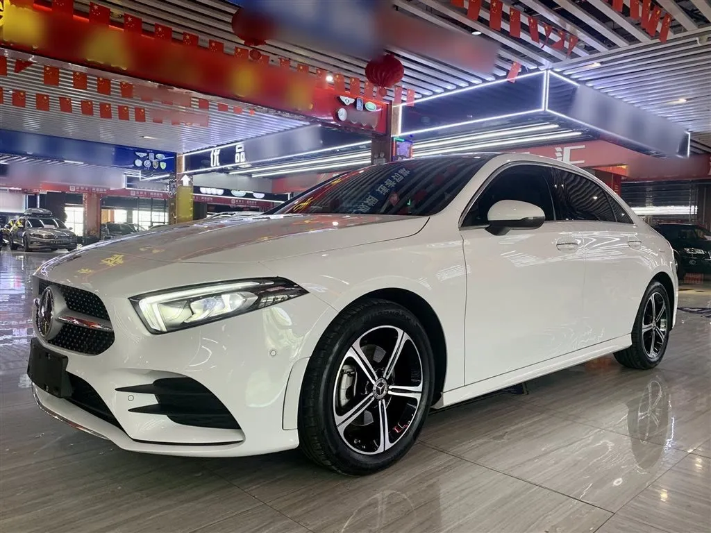 Mercedes-Benz A-Class — фото 1