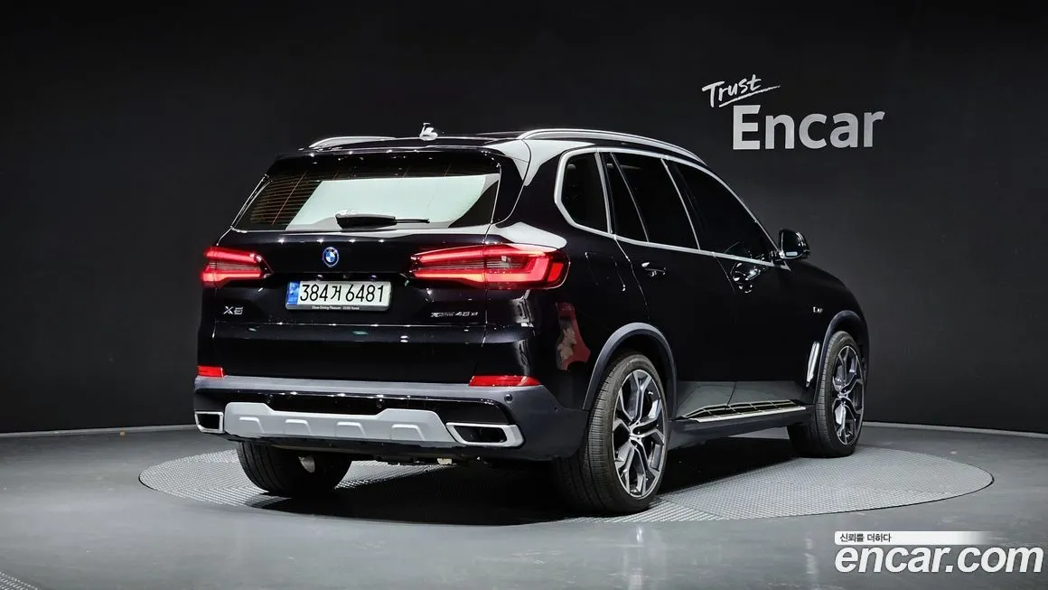 BMW X5 — фото 2
