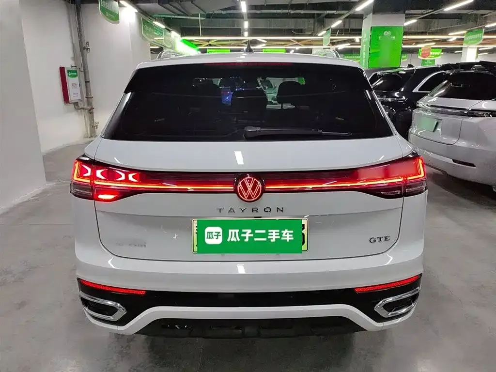 Volkswagen GTE PHEV — фото 6