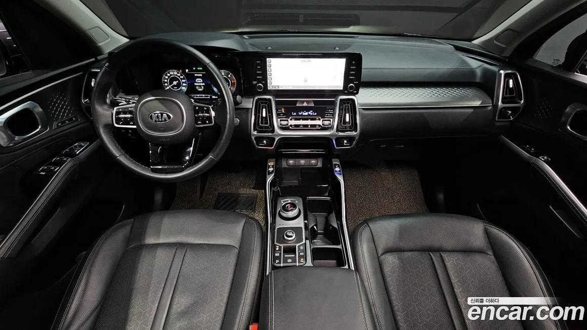Kia Sorento — фото 7