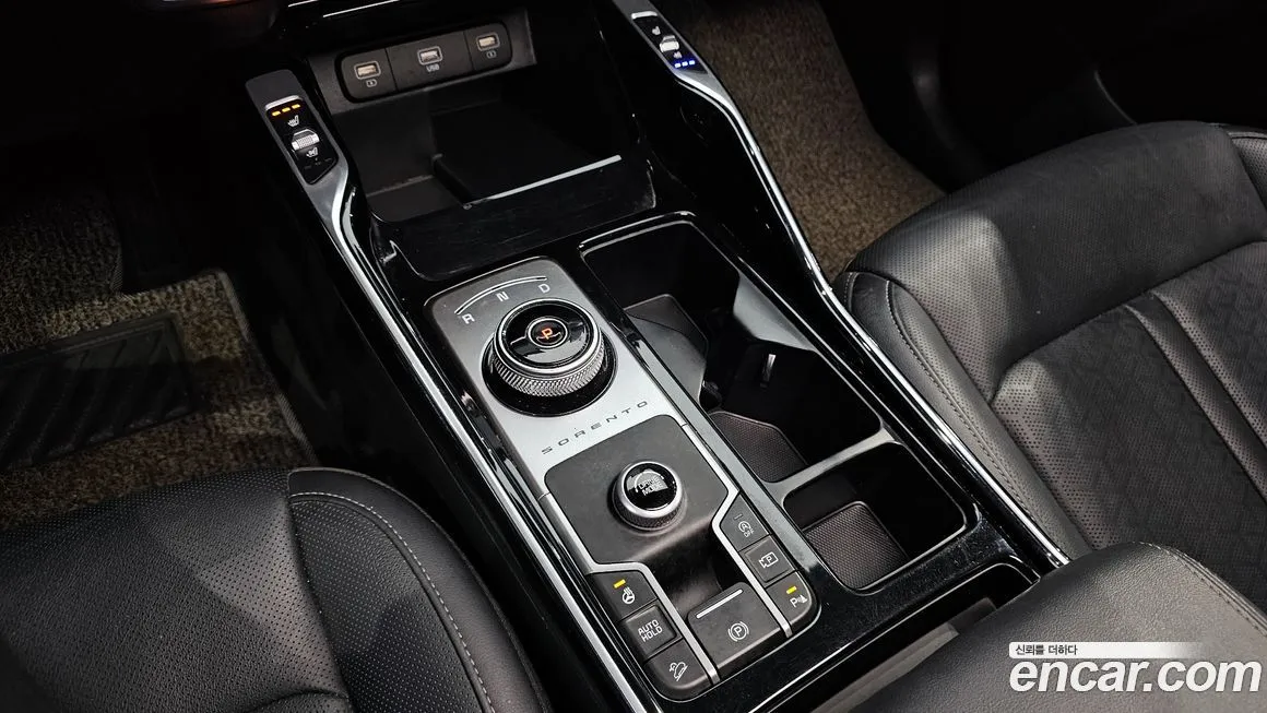 Kia Sorento — фото 9