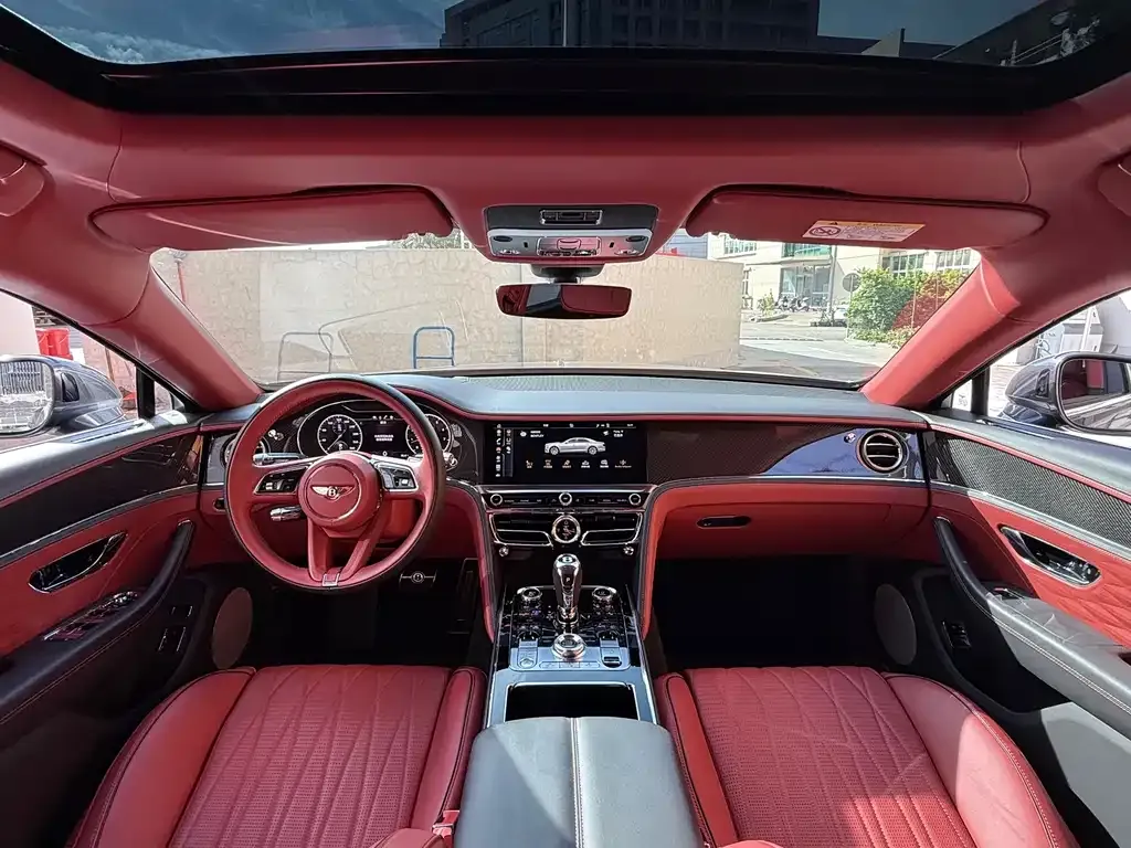 Bentley Flying Spur — фото 5