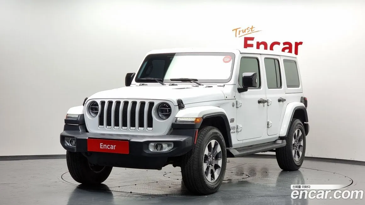 Jeep Wrangler — фото 1