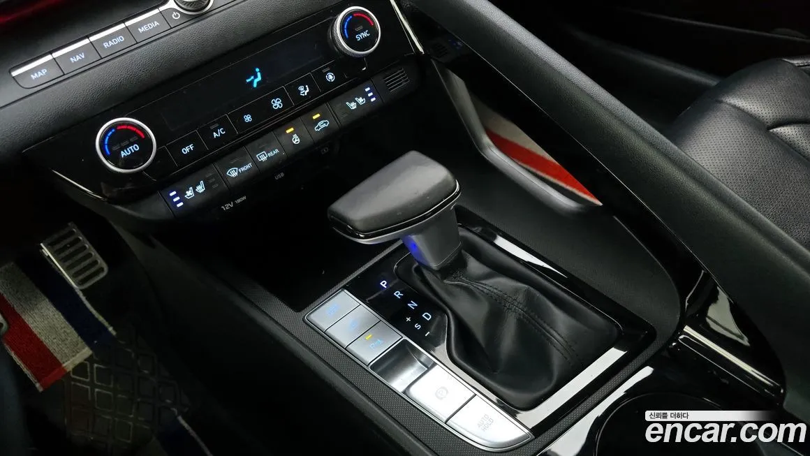 Hyundai AVANTE — фото 9
