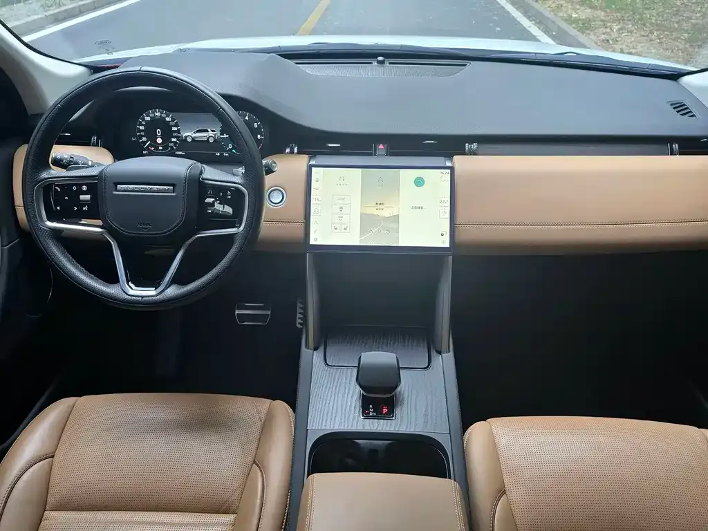 Land Rover Discovery Sport — фото 8