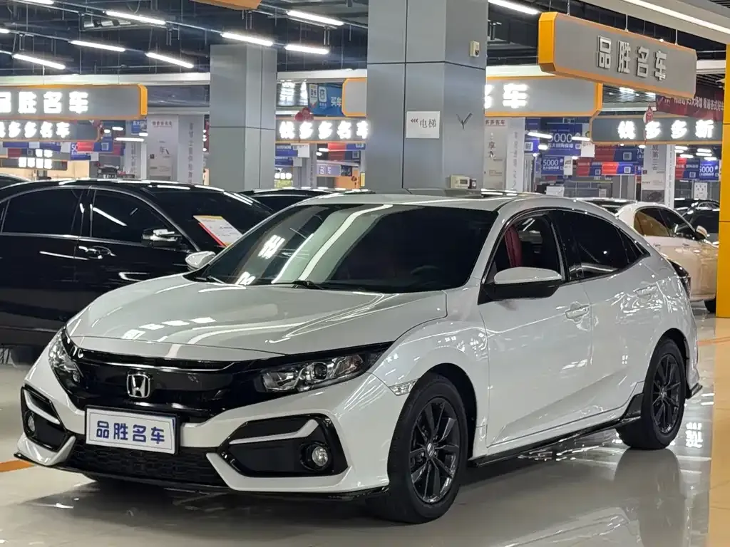 Honda Civic — фото 1