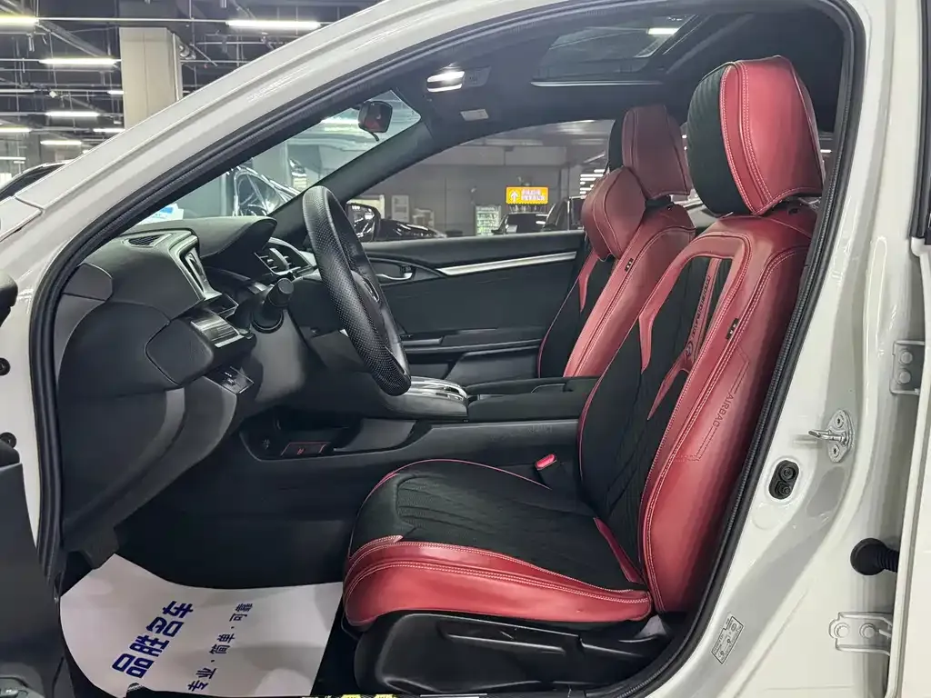 Honda Civic — фото 8