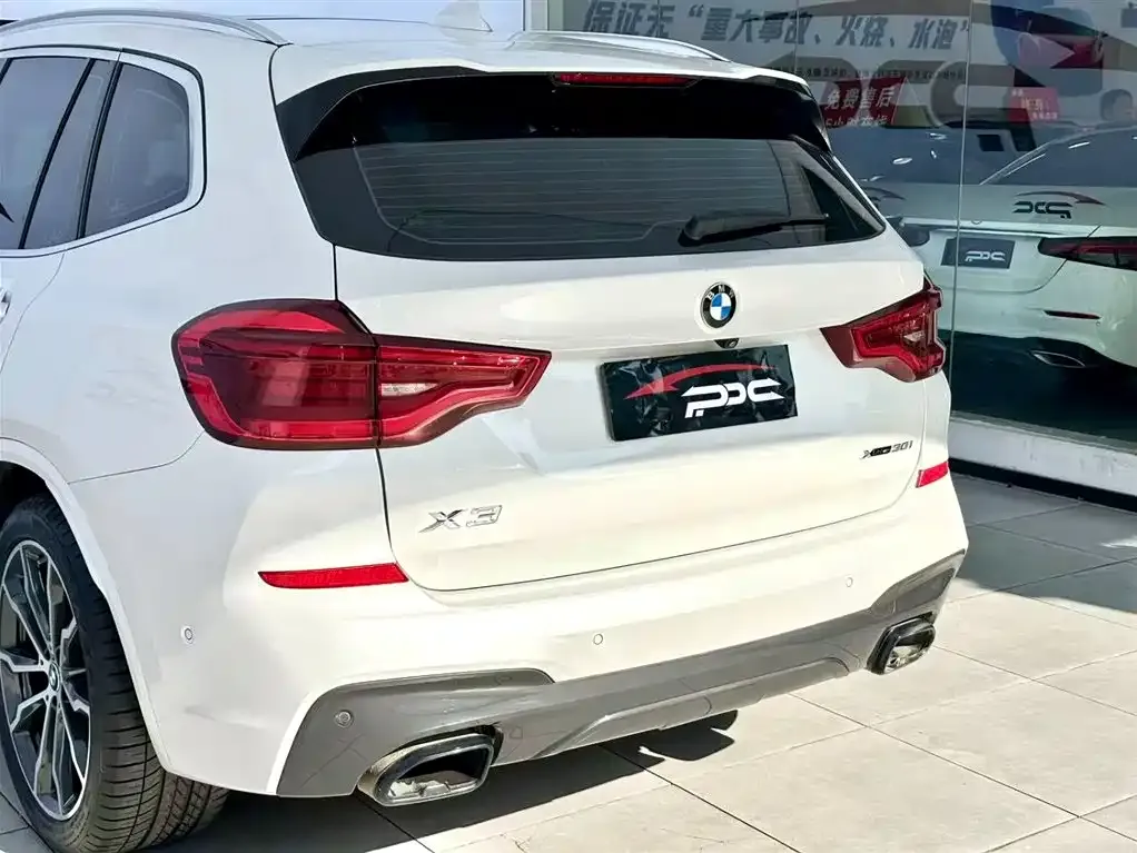 BMW X3 — фото 9