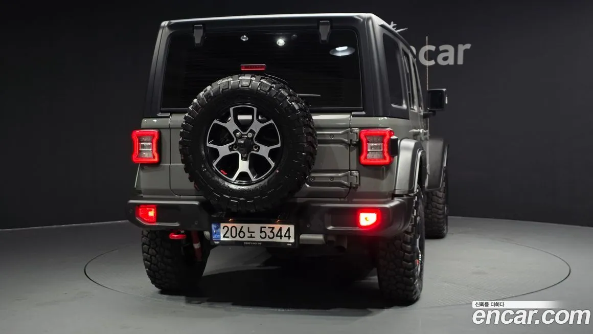 Jeep Wrangler — фото 4