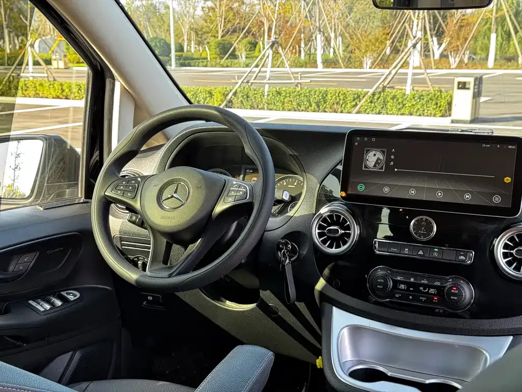 Mercedes-Benz Vito — фото 7