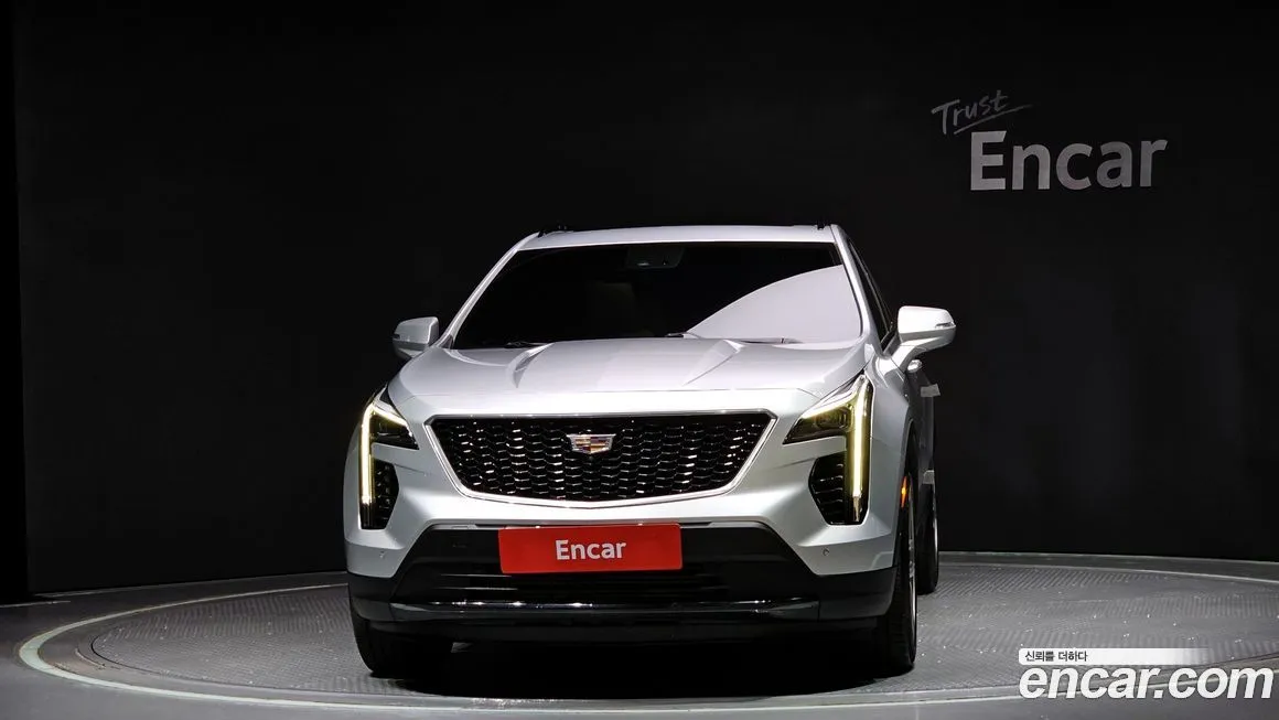 Cadillac XT4 — фото 3