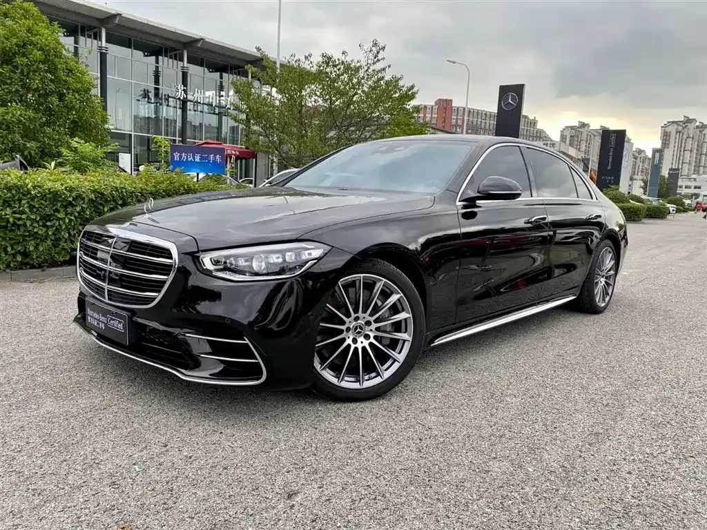 Mercedes-Benz S-Class — фото 1