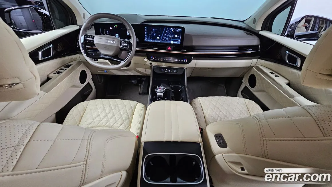 Kia Carnival — фото 7