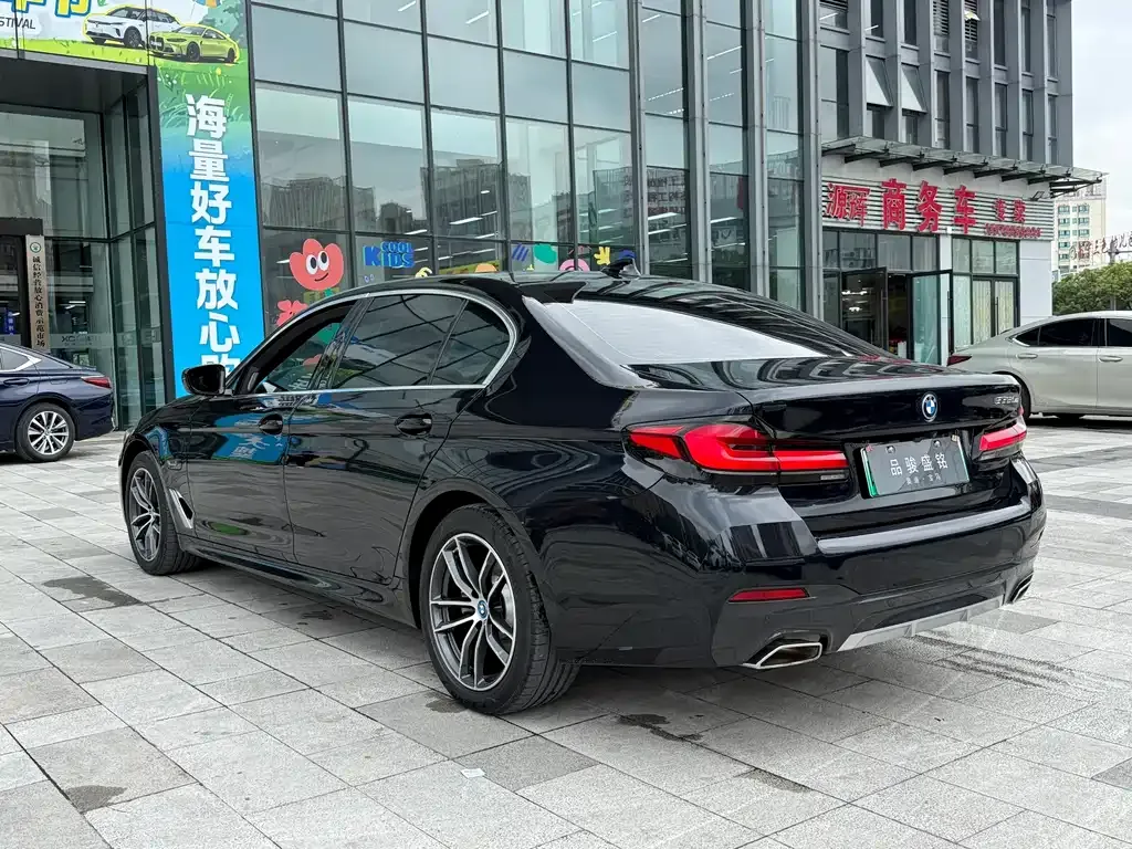 BMW 5 Series New Energy — фото 5
