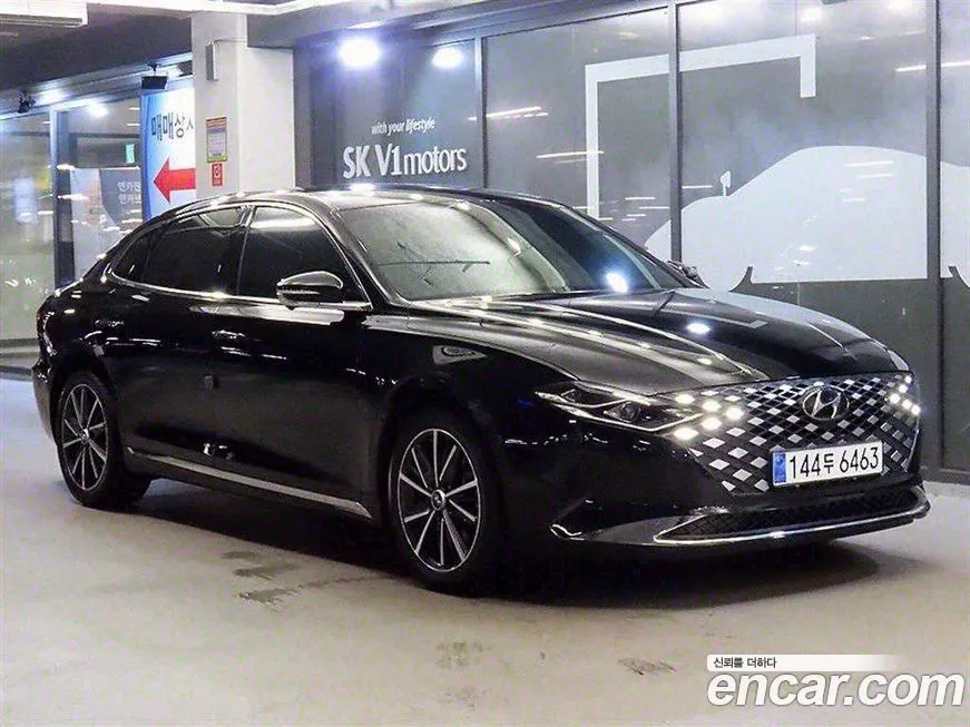 Hyundai Grandeur — фото 1