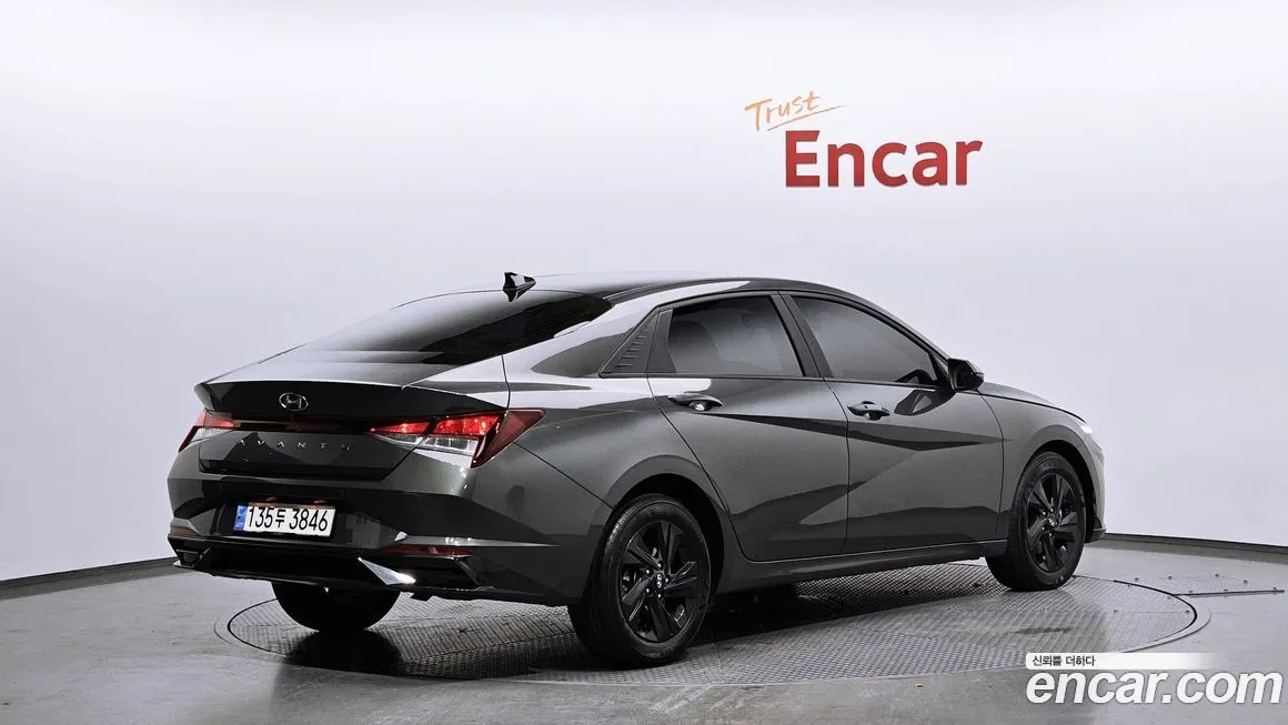 Hyundai AVANTE — фото 2