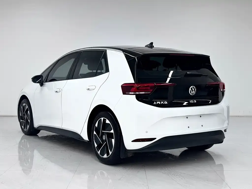 Volkswagen ID.3 — фото 3