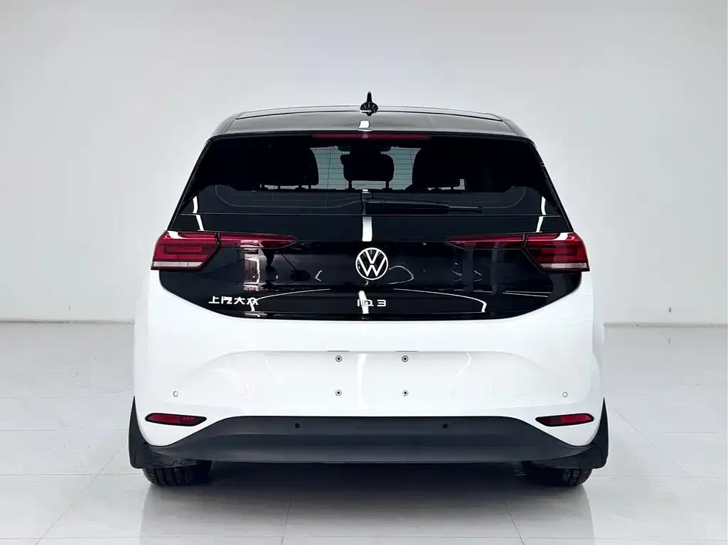 Volkswagen ID.3 — фото 6