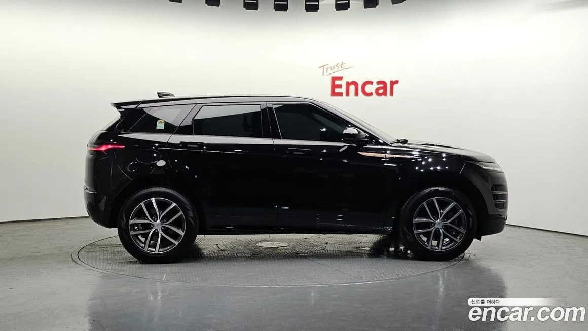 Land Rover Range Rover Evoque — фото 6