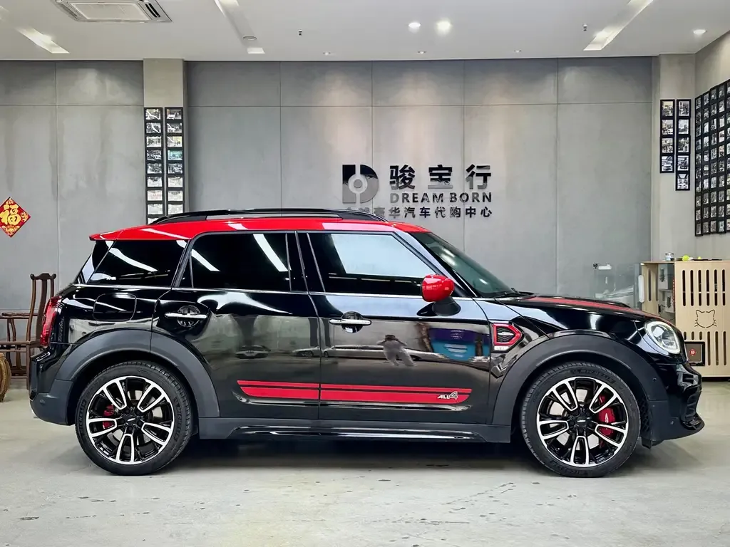 MINI Countryman JCW — фото 2