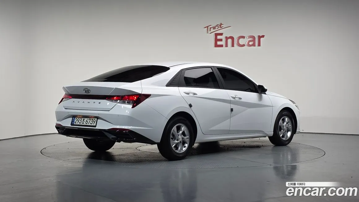 Hyundai AVANTE — фото 2