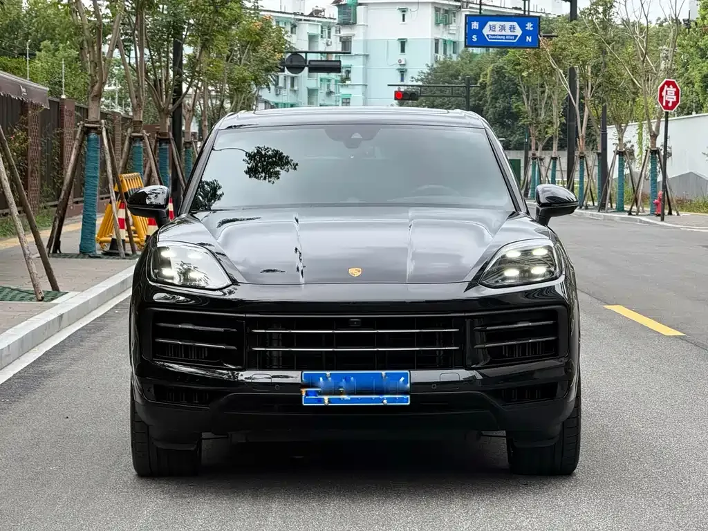 Porsche Cayenne — фото 2