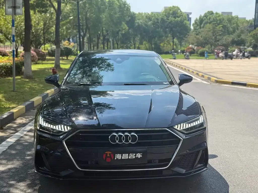 Audi A7 — фото 2